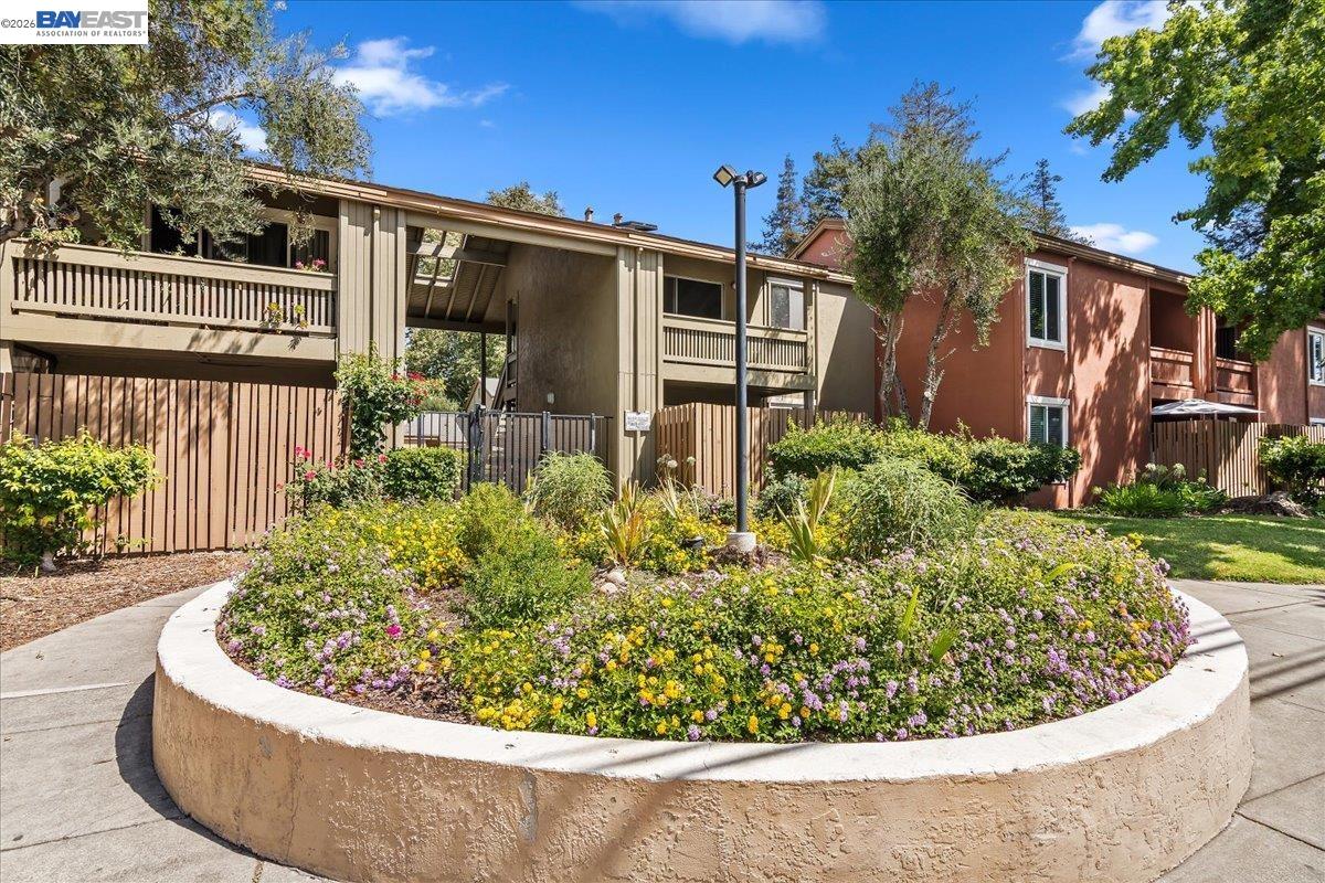 810 Oak Grove Road, Unit 104 Concord, CA 94518 - Photo 20 of 31