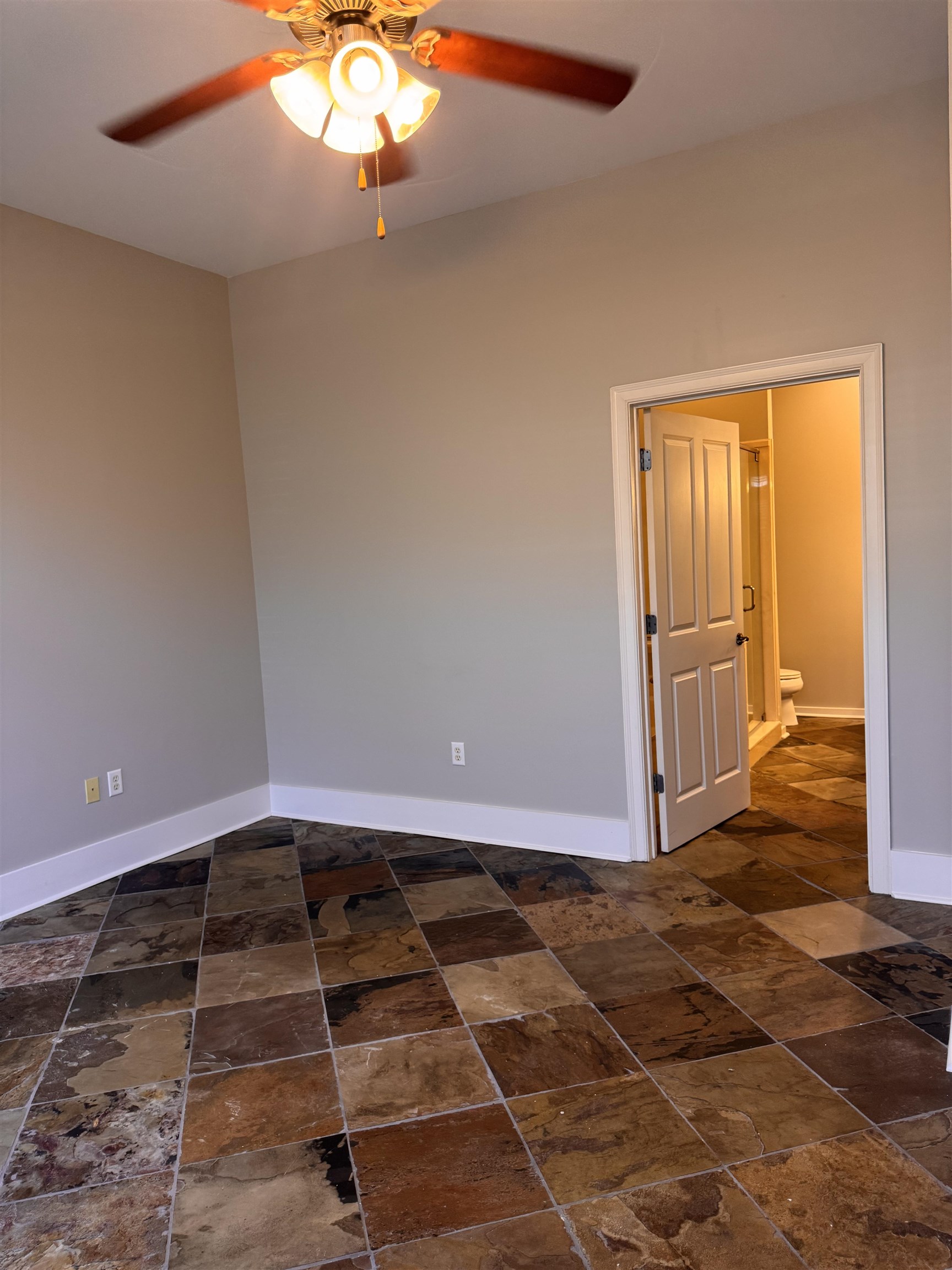 620 Tennessee Street Memphis, TN 38103 - Photo 15 of 34 a view of an empty room with wooden floor and a window