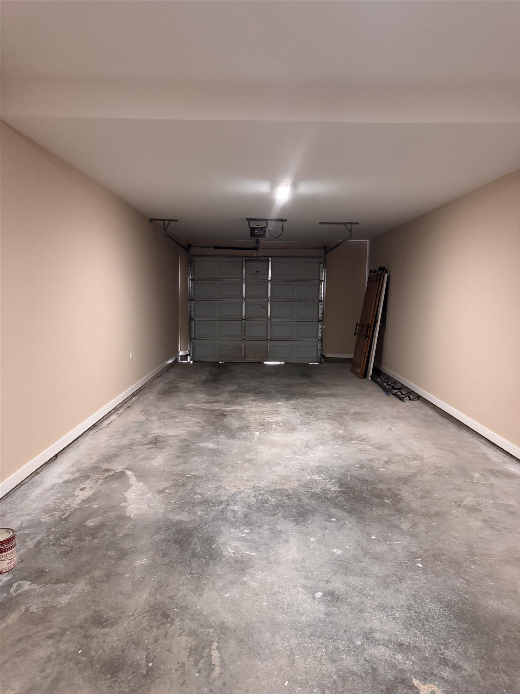 620 Tennessee Street Memphis, TN 38103 - Photo 27 of 34 a view of empty room