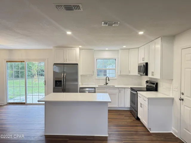 $279,000 | 312 Missouri Avenue, Lynn Haven, FL 32444