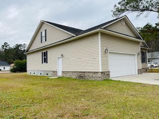 105 Sinclair Road Summerville, SC 29483 - Photo 3 of 8 F8A62C8F-AEE2-464C-89A2-D6842E3020FF