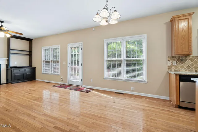 $725,000 | 302 Peachtree Point Court, Cary, NC 27513