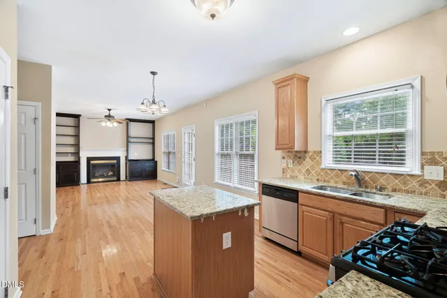 $725,000 | 302 Peachtree Point Court, Cary, NC 27513