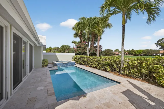 $779,000 | 2386 Saratoga Bay Drive, West Palm Beach, FL 33409