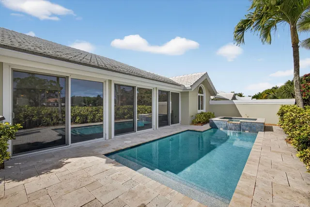 $779,000 | 2386 Saratoga Bay Drive, West Palm Beach, FL 33409