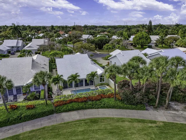 $779,000 | 2386 Saratoga Bay Drive, West Palm Beach, FL 33409