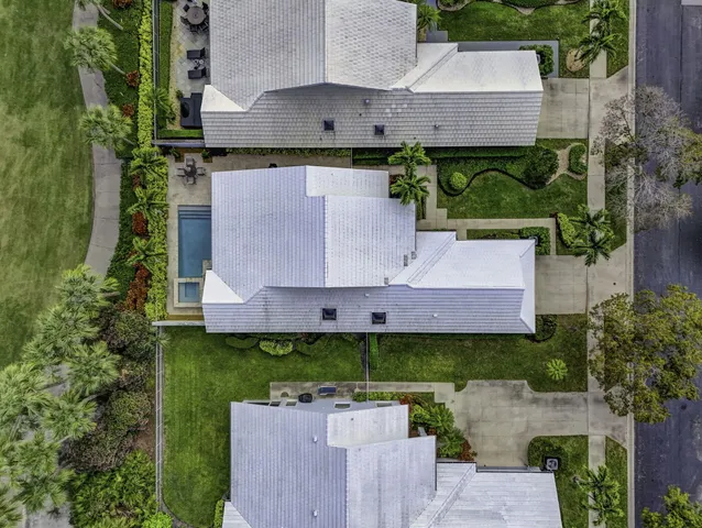 $779,000 | 2386 Saratoga Bay Drive, West Palm Beach, FL 33409