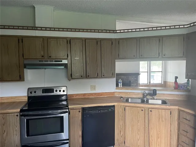 $135,000 | 157 Hilton Road, Bowling Green, FL 33834
