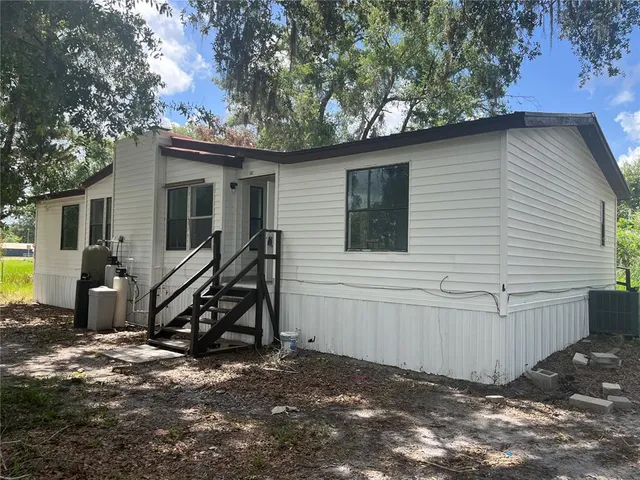 $135,000 | 157 Hilton Road, Bowling Green, FL 33834
