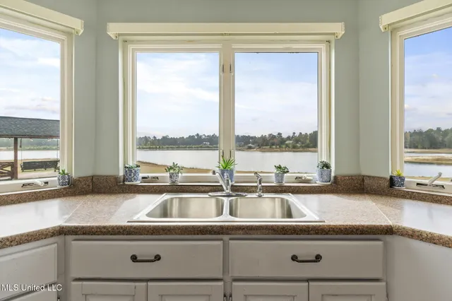 $499,000 | 260 Gingers Lane, Leakesville, MS 39451