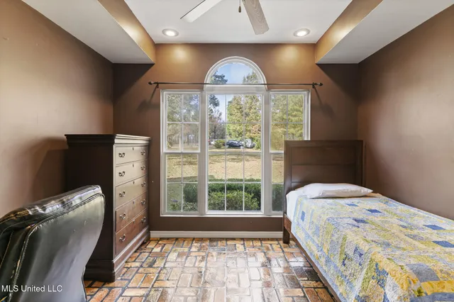 $499,000 | 260 Gingers Lane, Leakesville, MS 39451