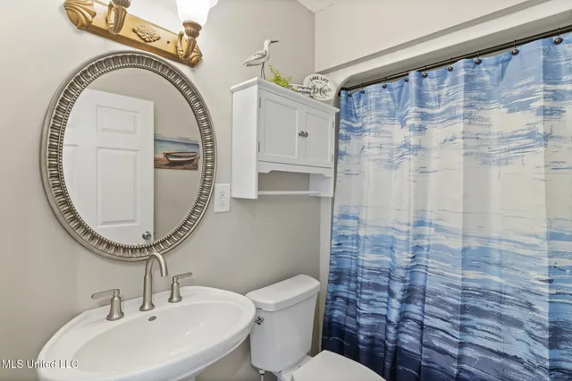 $499,000 | 260 Gingers Lane, Leakesville, MS 39451