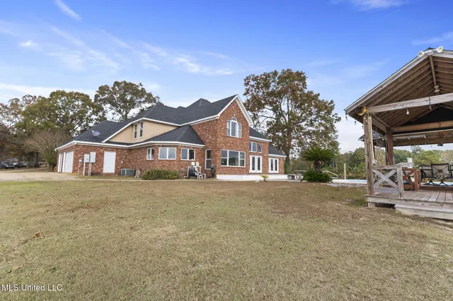 $499,000 | 260 Gingers Lane, Leakesville, MS 39451