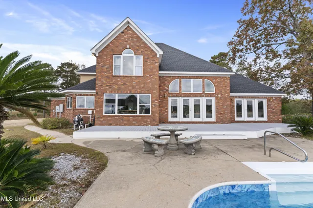 $499,000 | 260 Gingers Lane, Leakesville, MS 39451