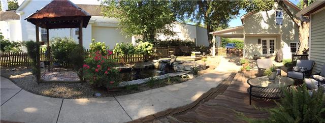 403 North Oak Street Springfield, TN 37172 - Photo 19 of 20 a view of a chairs and tables in patio