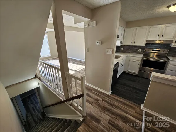 $1,705 | 9445 Lexington Circle, Unit D, Charlotte, NC 28213