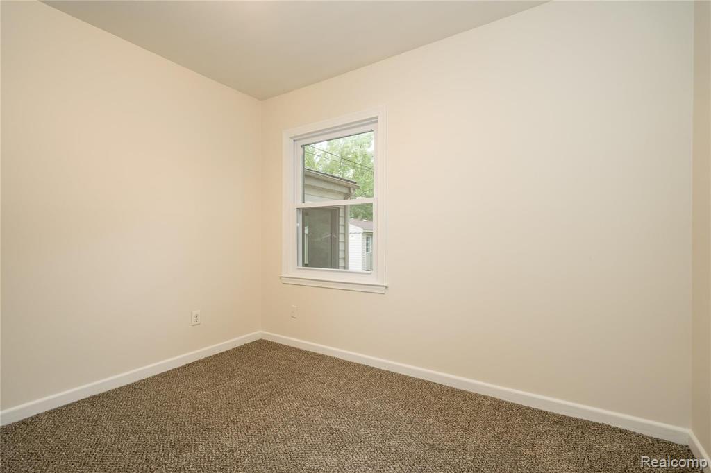 680 East Auburn Road Rochester Hills, MI 48307 - Photo 38 of 50
