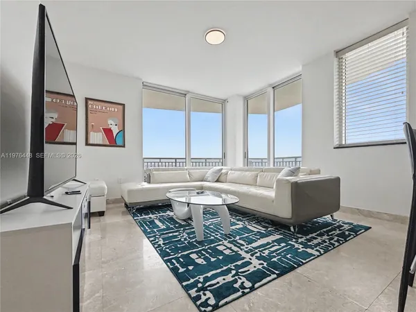 $3,950 | 1755 East Hallandale Beach Boulevard, Unit 2207E, Hallandale Beach, FL 33009