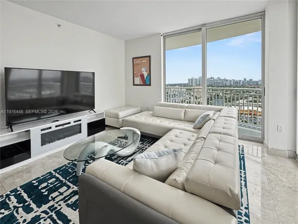 $3,950 | 1755 East Hallandale Beach Boulevard, Unit 2207E, Hallandale Beach, FL 33009