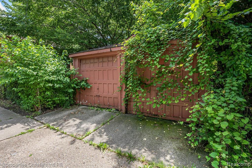 5115 Yorkshire Road Detroit, MI 48224 - Photo 13 of 16