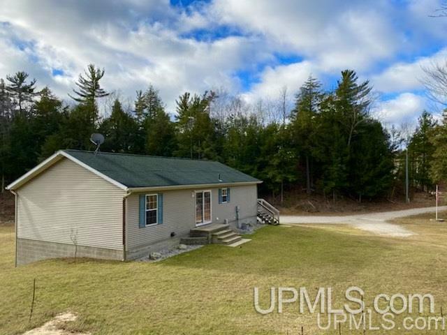 540 N East Gulliver Lake Road Gulliver, MI 49840 - Photo 5 of 41