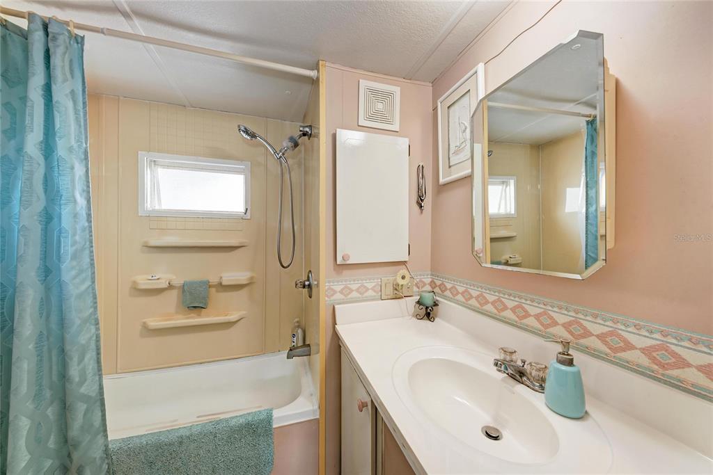 10315 Cortez Road West, Unit 17J Bradenton, FL 34210 - Photo 23 of 47