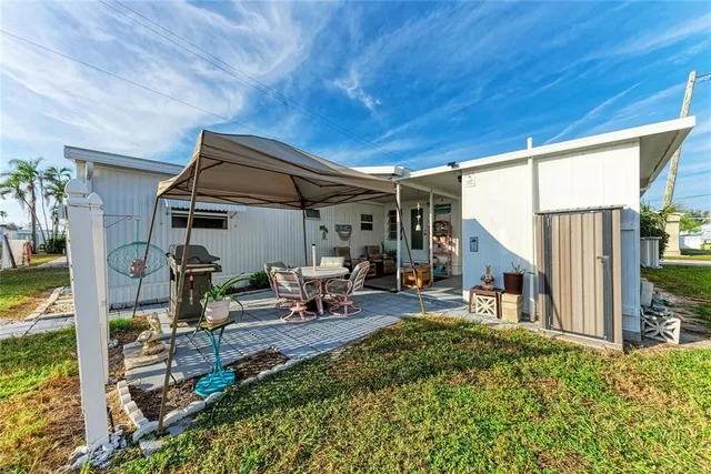 $220,000 | 10315 Cortez Road West, Unit 17J, Bradenton, FL 34210