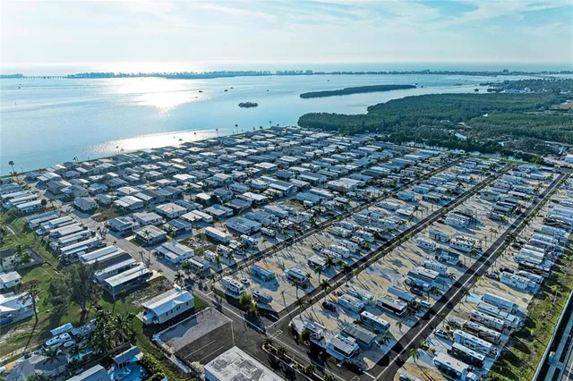 $220,000 | 10315 Cortez Road West, Unit 17J, Bradenton, FL 34210