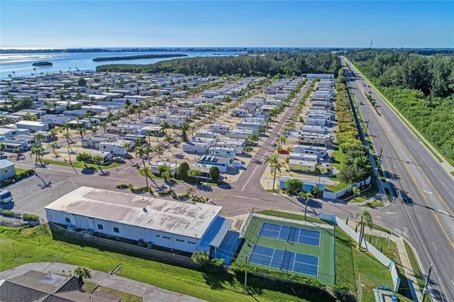 $220,000 | 10315 Cortez Road West, Unit 17J, Bradenton, FL 34210