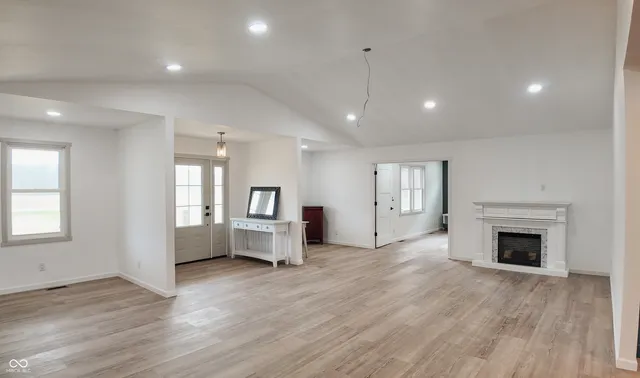 $289,500 | 992 South County Road 740 West, Medora, IN 47260