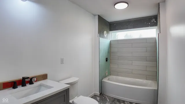 $289,500 | 992 South County Road 740 West, Medora, IN 47260