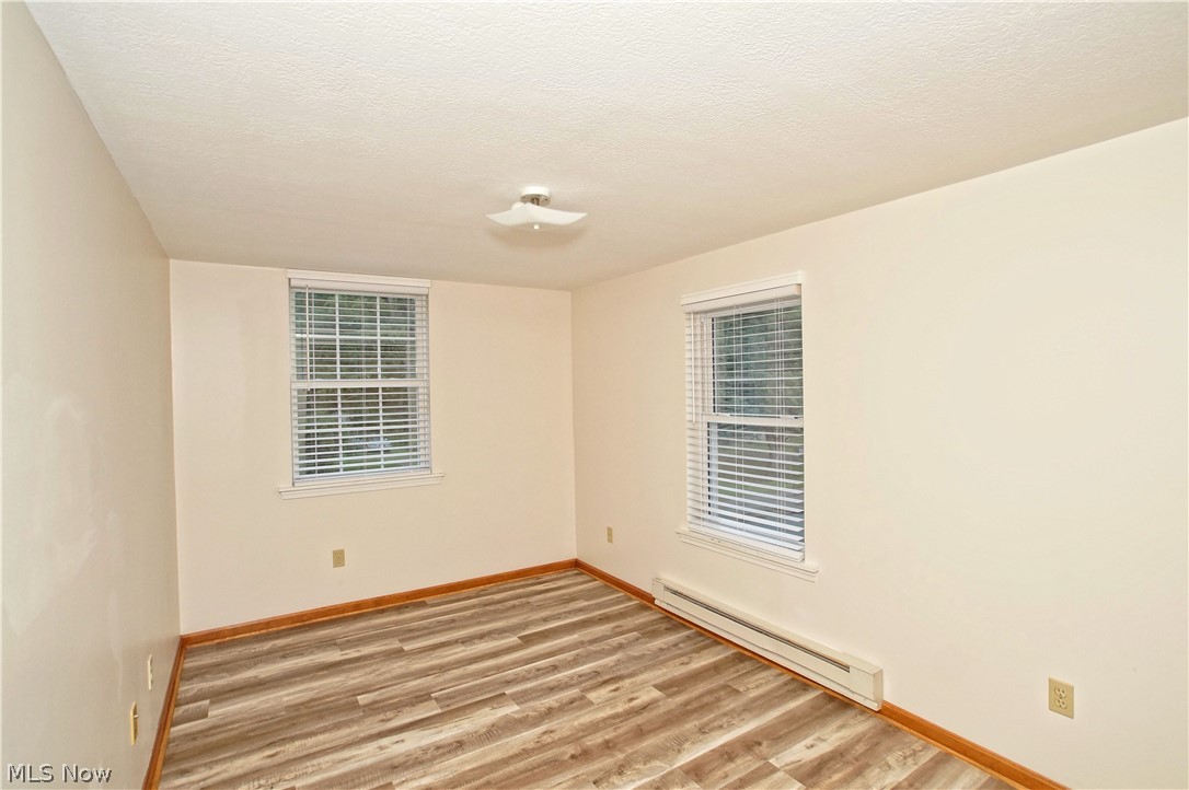 6256 Wayland Road Ravenna, OH 44266 - Photo 11 of 25 Front unit bed 1