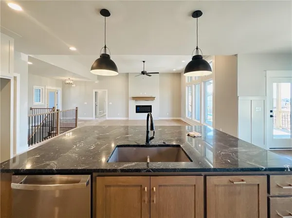 $799,900 | 12770 North Larkspur Ln., Platte City, MO 64079