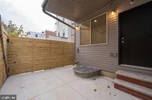 $3,200 | 727 North 39th Street, Unit 1, Philadelphia, PA 19104