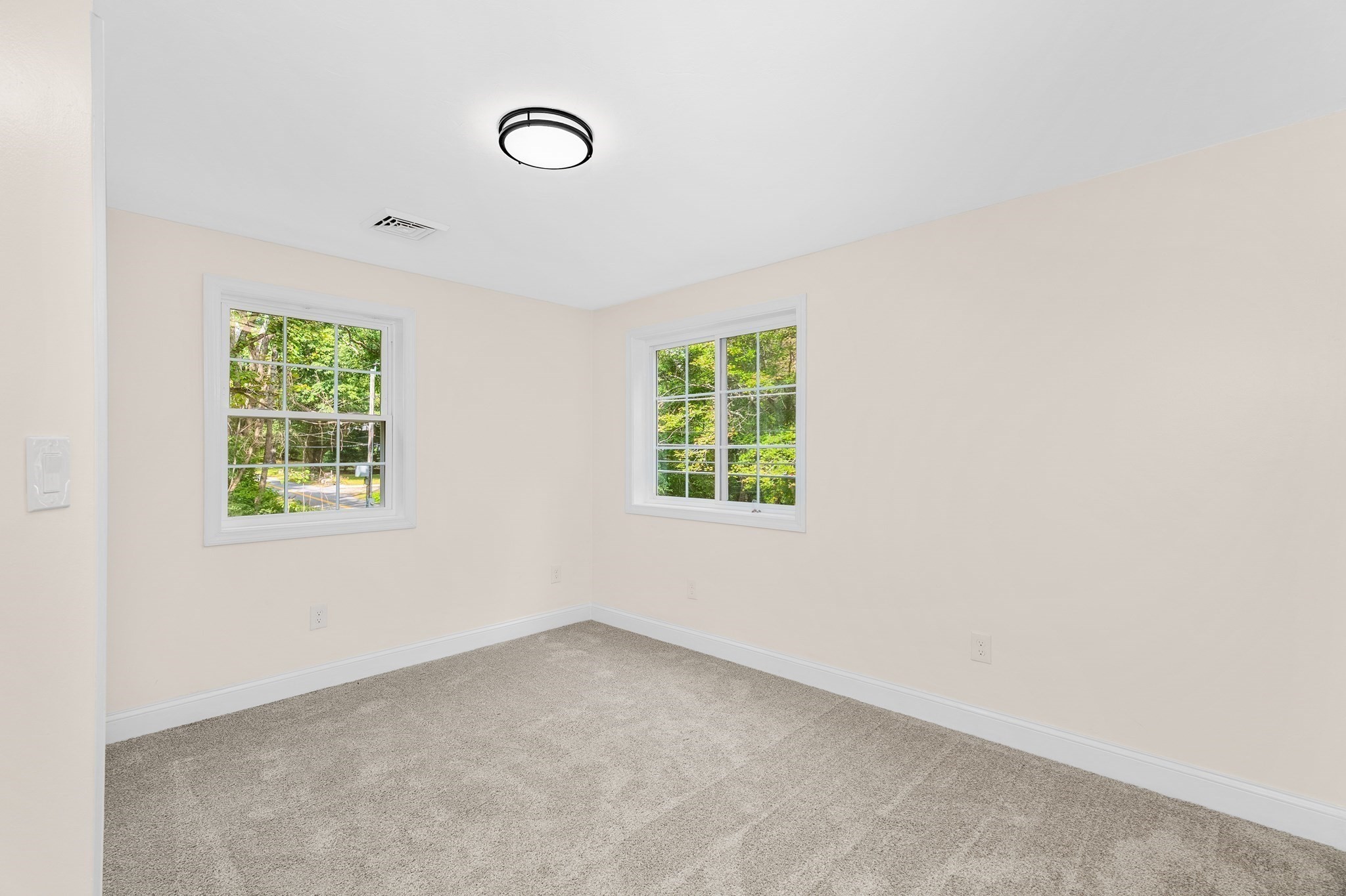 198 Uxbridge Road Sutton, MA 01590 - Photo 15 of 29 Gallery Image 15