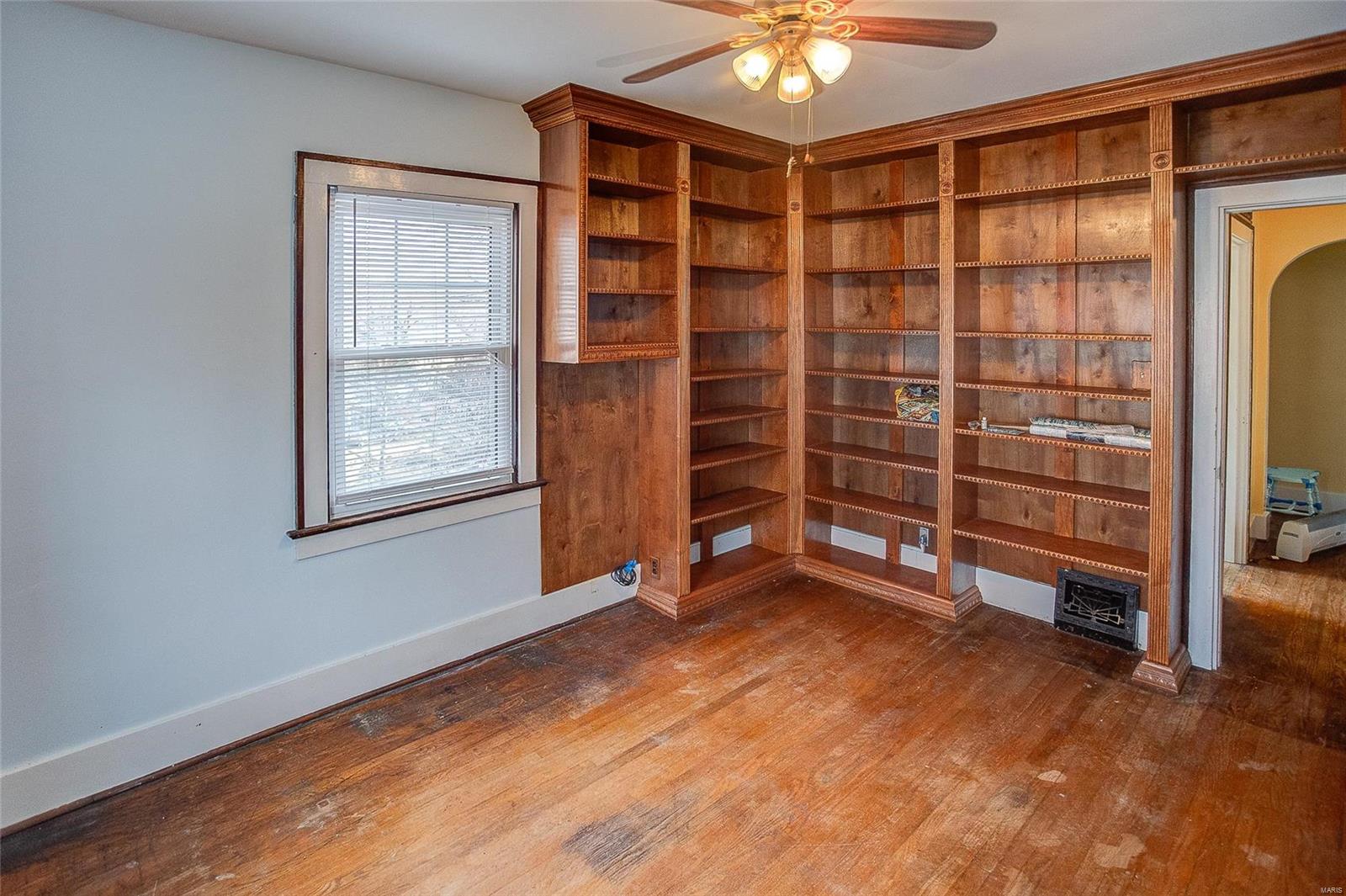 1627 Seminary Street Alton, IL 62002 - Photo 27 of 72 Gallery Image 27