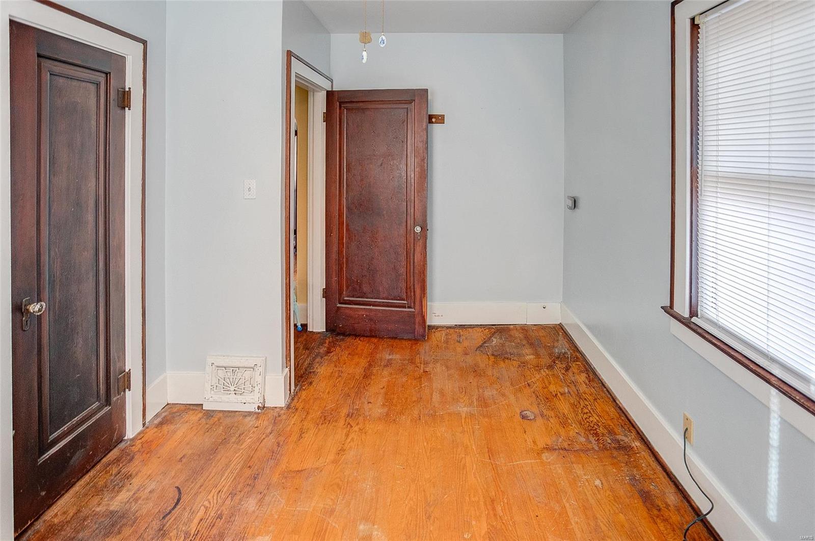 1627 Seminary Street Alton, IL 62002 - Photo 29 of 72 Gallery Image 29
