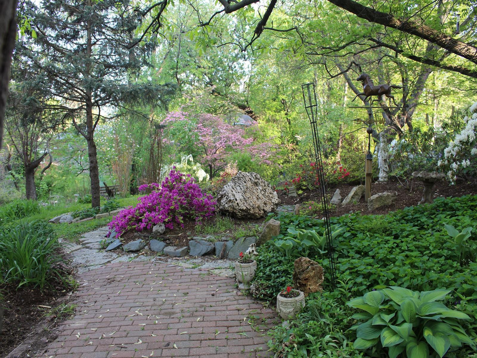 1627 Seminary Street Alton, IL 62002 - Photo 46 of 72 Gallery Image 46
