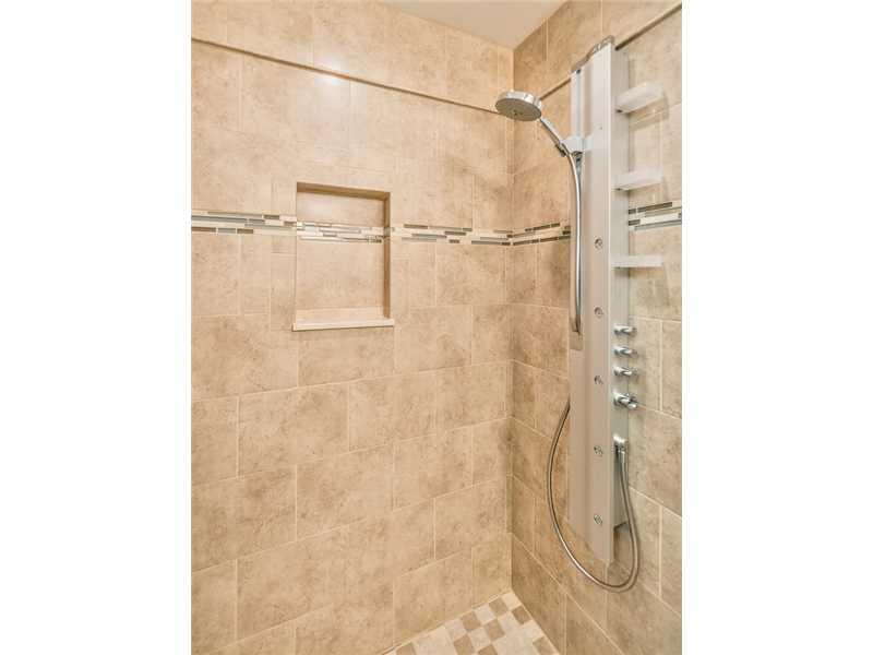 4 Hill Road Sewickley, PA 15143 - Photo 19 of 24 Full Bath.
