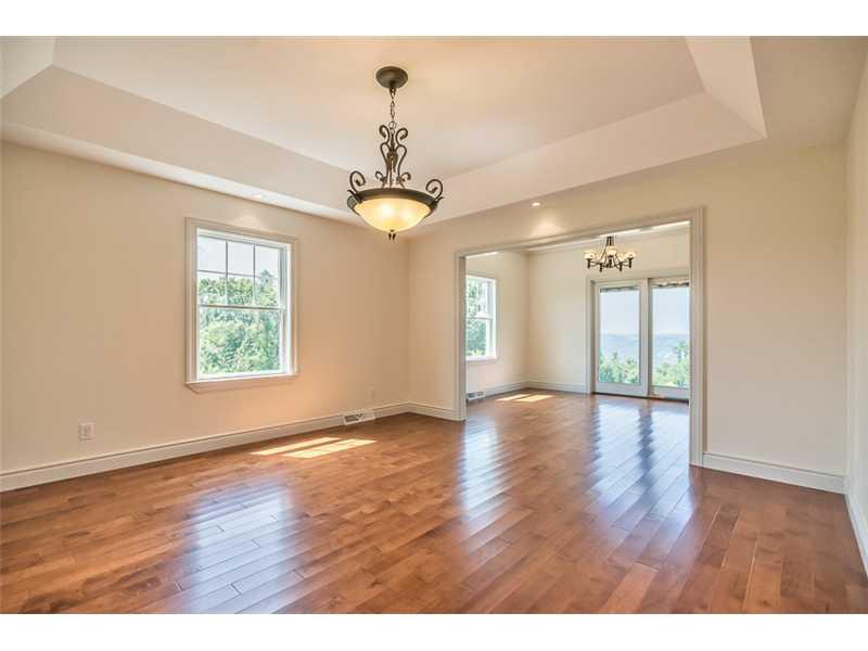 4 Hill Road Sewickley, PA 15143 - Photo 4 of 24 Living Room.