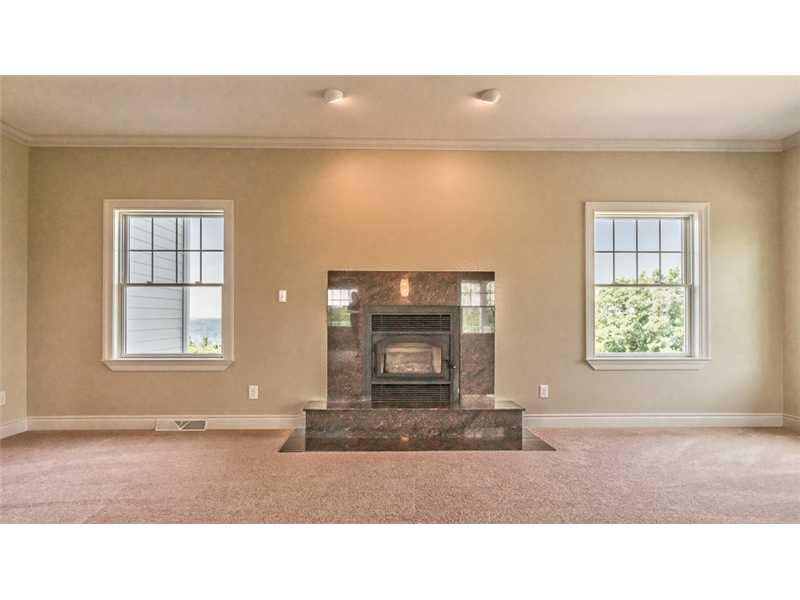 4 Hill Road Sewickley, PA 15143 - Photo 10 of 24 Family Room.