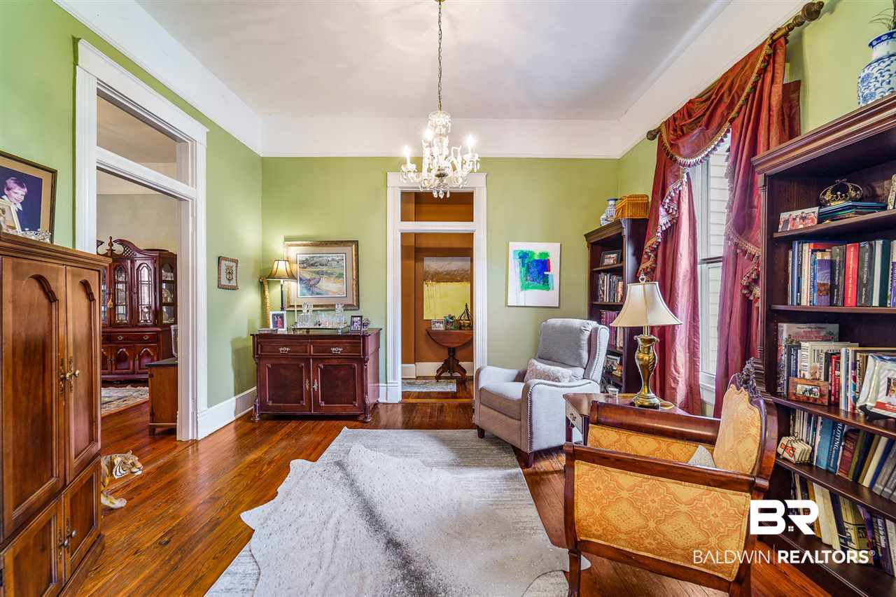 257 South Georgia Avenue Mobile, AL 36604 - Photo 8 of 30