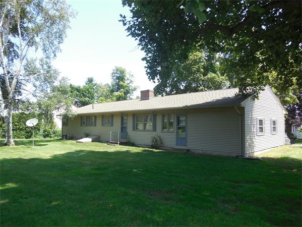 4 Hillview Road Holyoke, MA 01040 - Photo 4 of 4 Gallery Image 4
