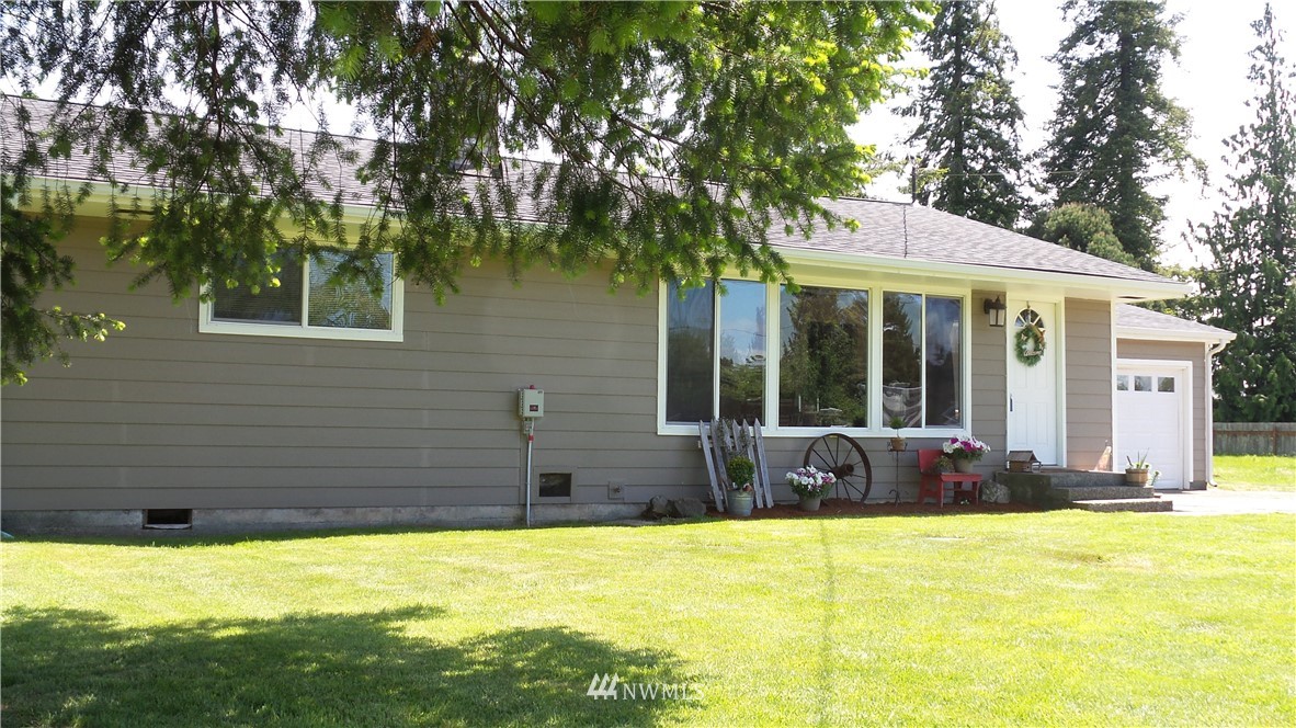 916 Garden Road Aberdeen, WA 98520 - Photo 2 of 25 Gallery Image 2