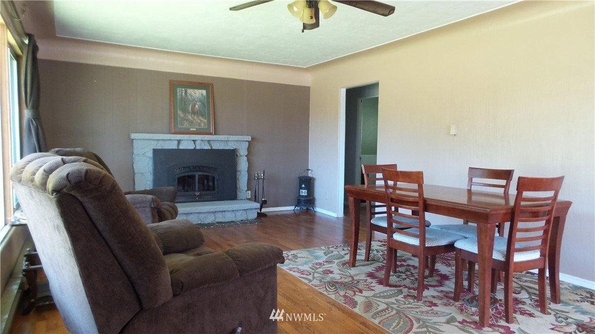 916 Garden Road Aberdeen, WA 98520 - Photo 8 of 25 Gallery Image 8