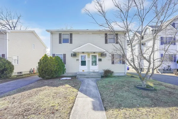 $425,000 | 884-886 St James Avenue, Springfield, MA 01104