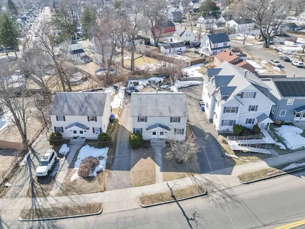 $425,000 | 884-886 St James Avenue, Springfield, MA 01104