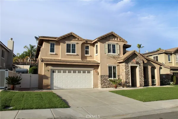 $829,900 | 27404 Desert Willow Street, Murrieta, CA 92562