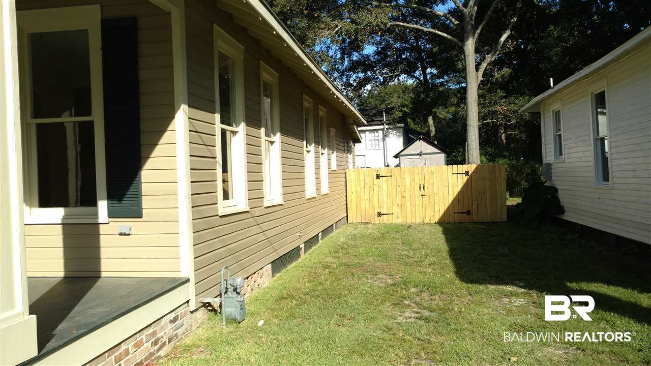 117 Parker Street Mobile, AL 36604 - Photo 3 of 22