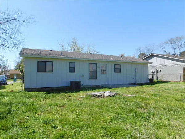 $1,495 | 1705 White Oak Court, Denton, TX 76209